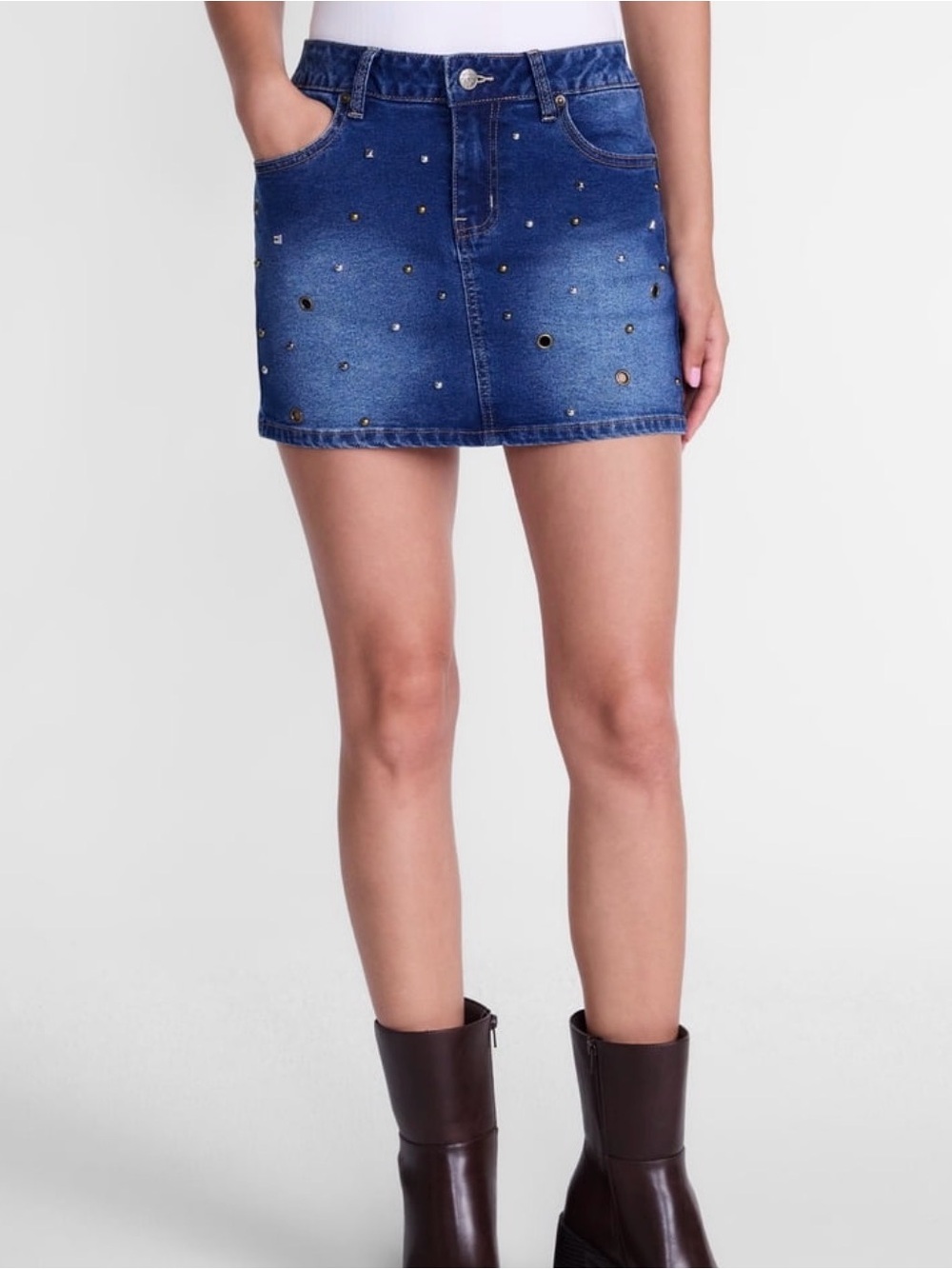 Madden NYC Women's Grommet Mini Skort, Size Small NWT